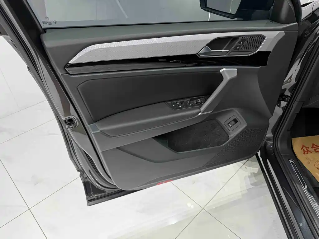 Volkswagen Tayron 2022 280TSI Luxury Smart Connect