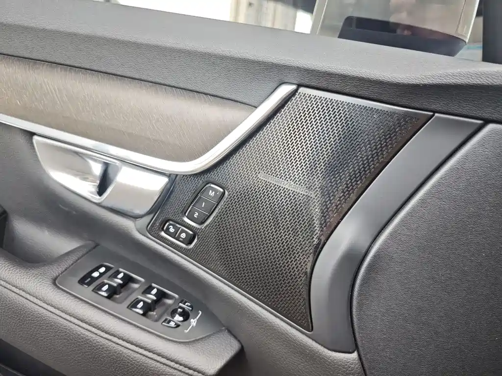 Volvo V90 — миниатюра 22
