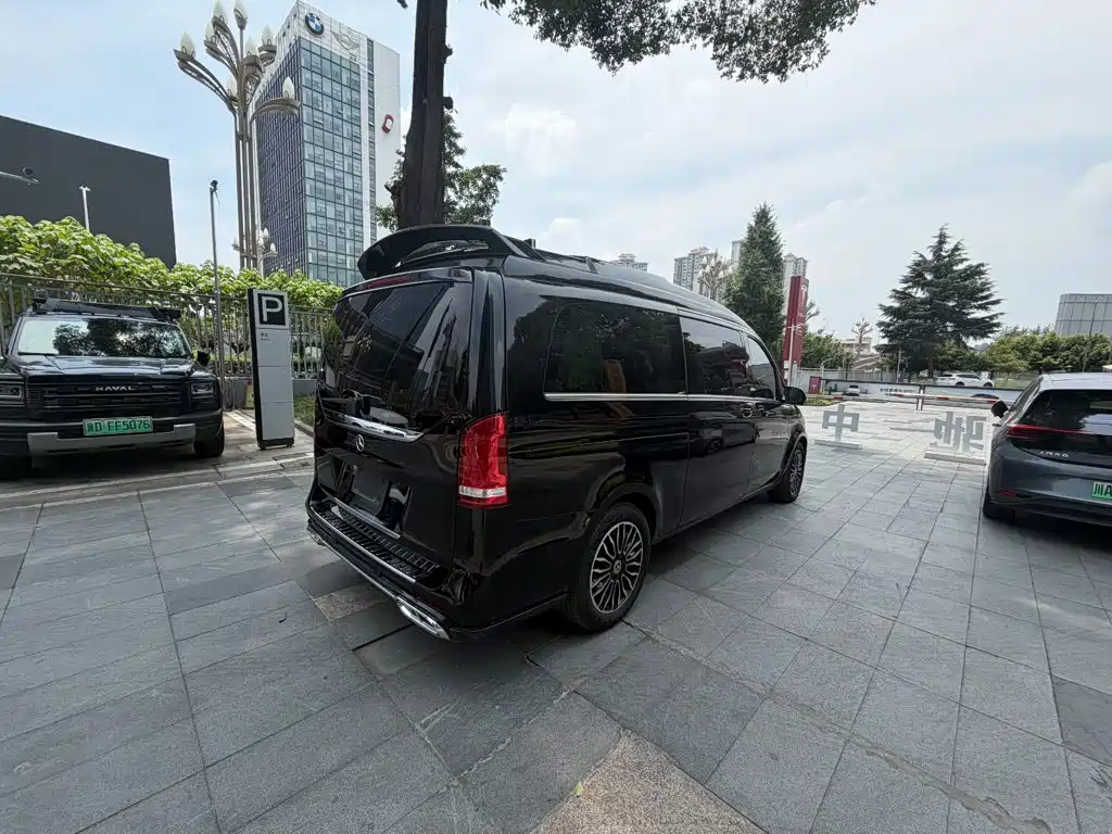 Mercedes-Benz V-Class — миниатюра 3