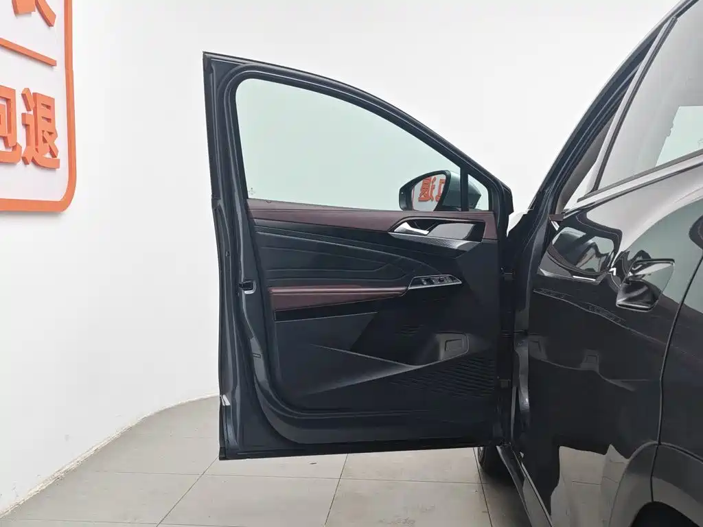 Volkswagen ID.6 X — миниатюра 8