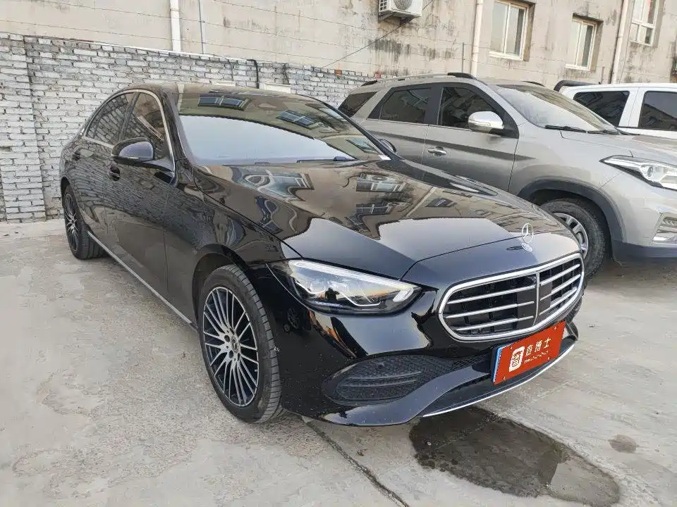 Mercedes-Benz C-Class — миниатюра 2