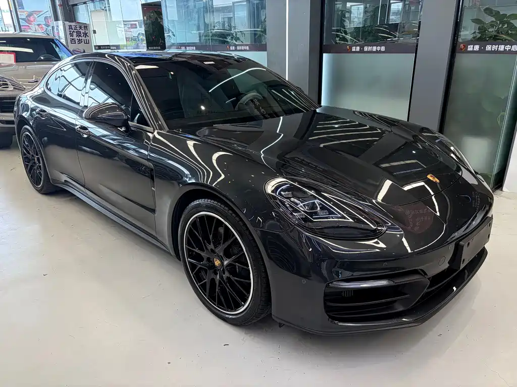 Porsche Panamera — миниатюра 2