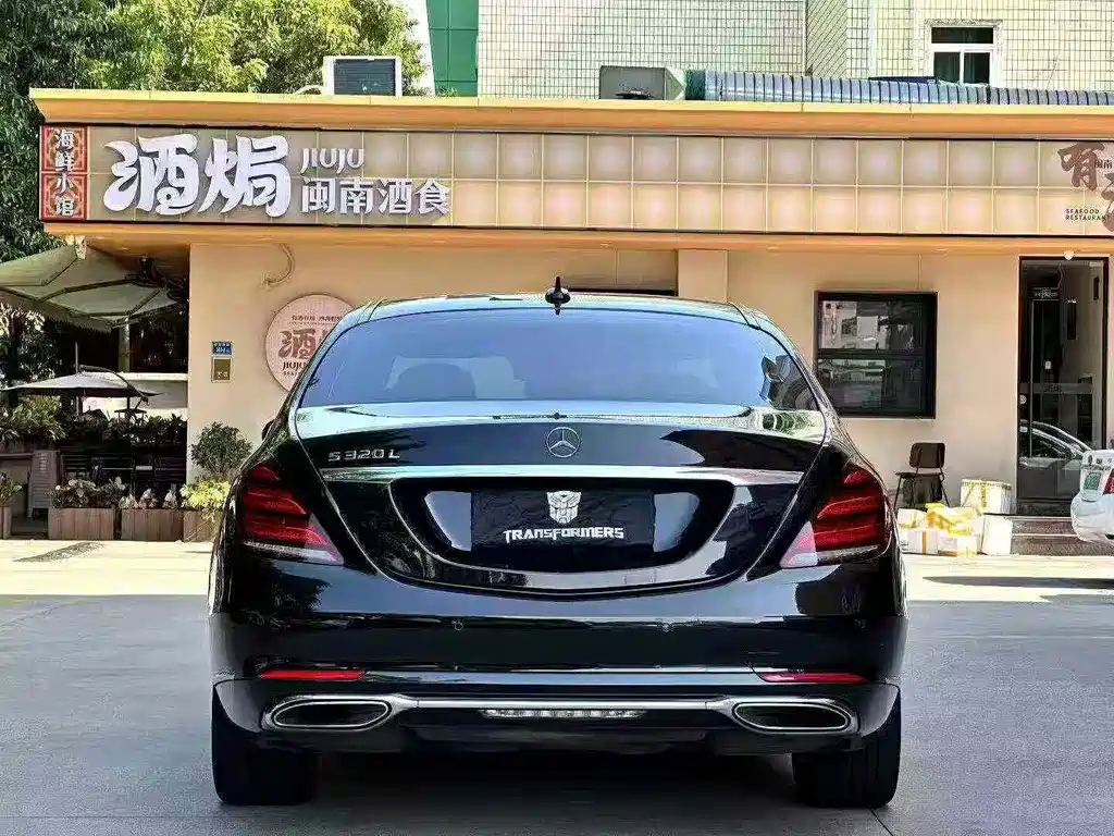 Mercedes-Benz S-Class — миниатюра 7