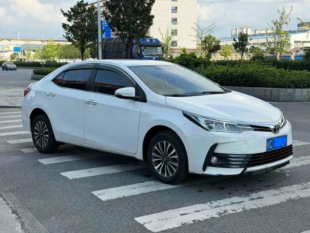 Toyota Corolla — миниатюра 3