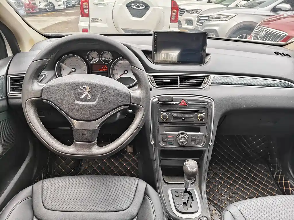 Peugeot 308 — миниатюра 4