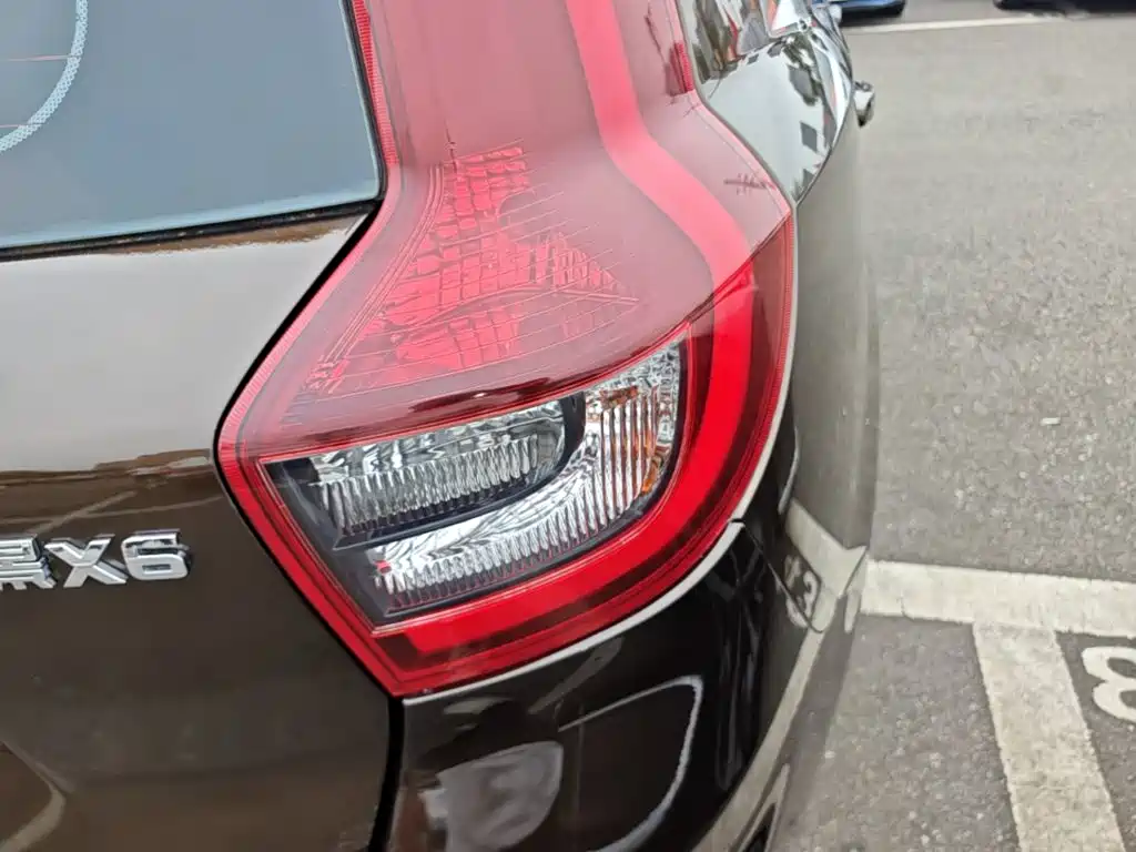 Geely Vision X6 — миниатюра 8