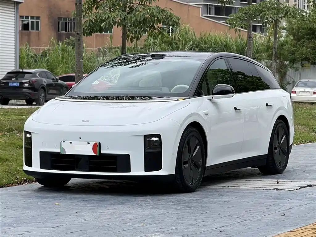 Li Auto 理想i6 2025