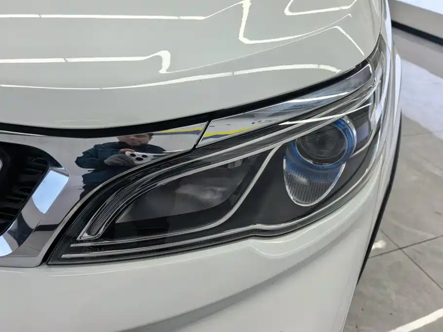 Geely Vision X3 — миниатюра 5