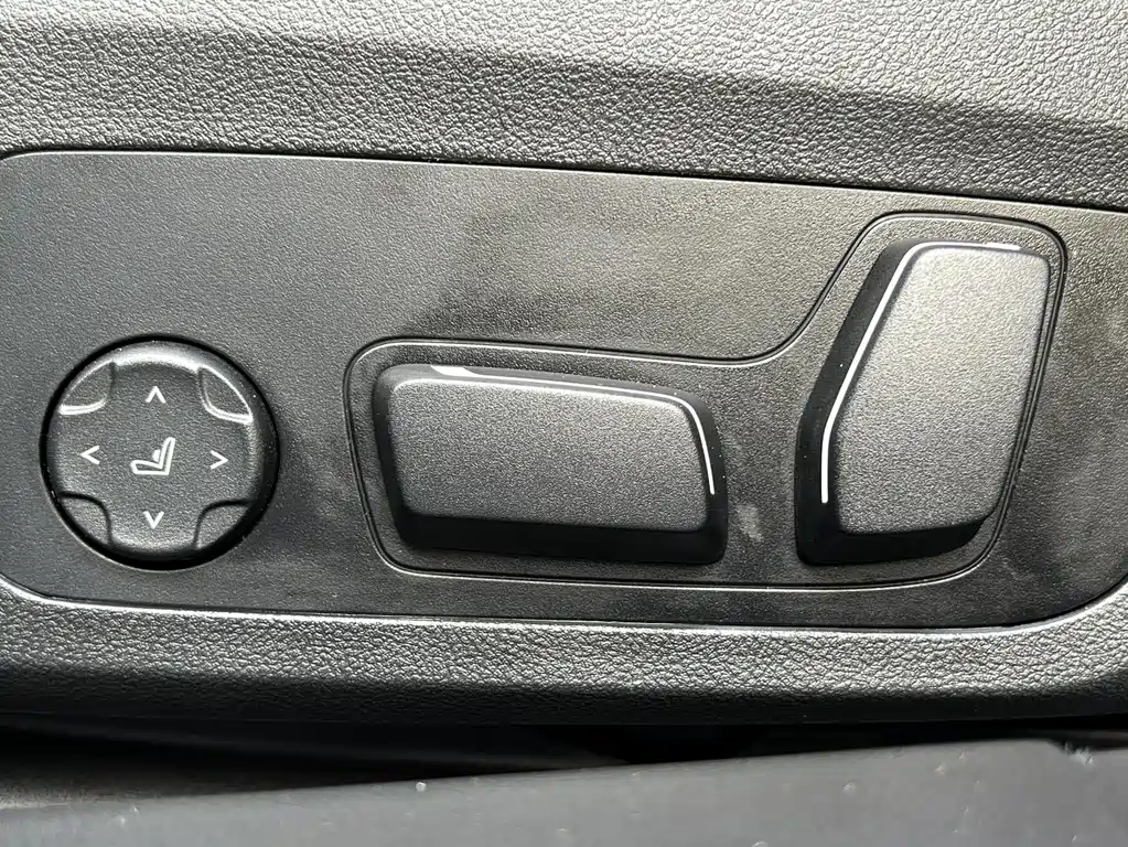 BMW 3 Series — миниатюра 27