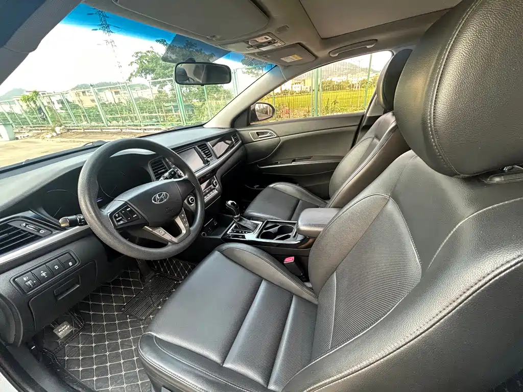 Hyundai Mistra — миниатюра 10