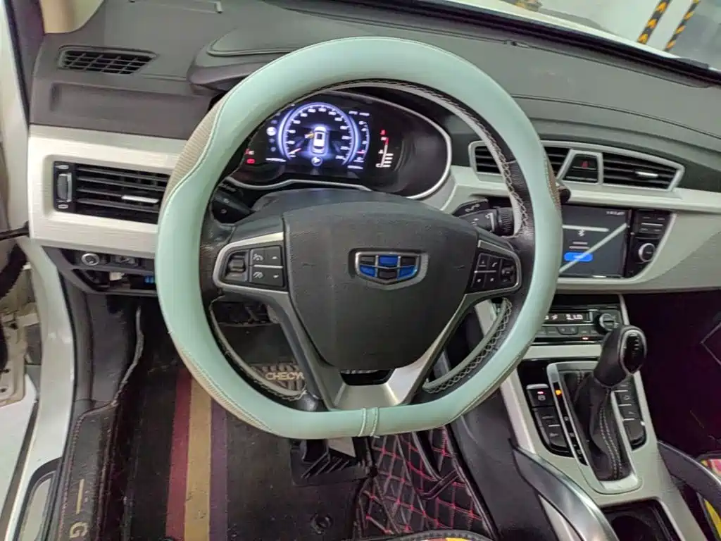 Geely Boyue — миниатюра 11