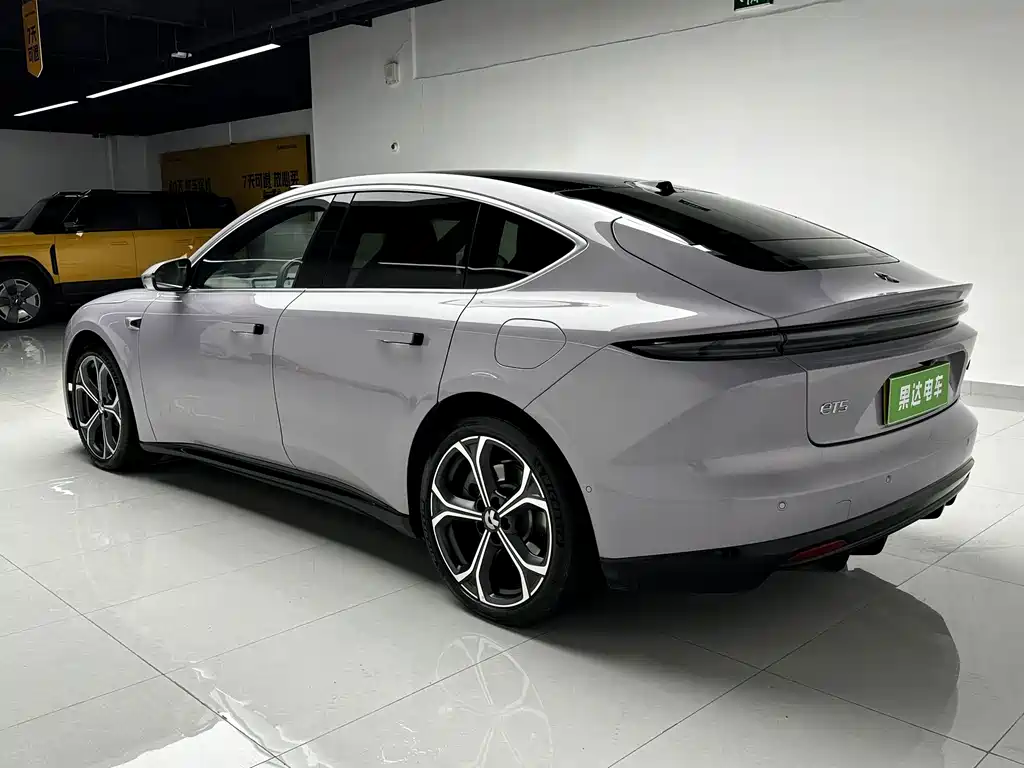 NIO ET5 — миниатюра 9