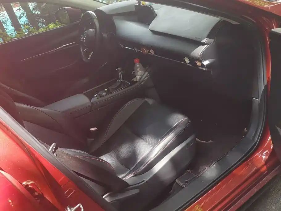 Mazda 3 Axela — миниатюра 8