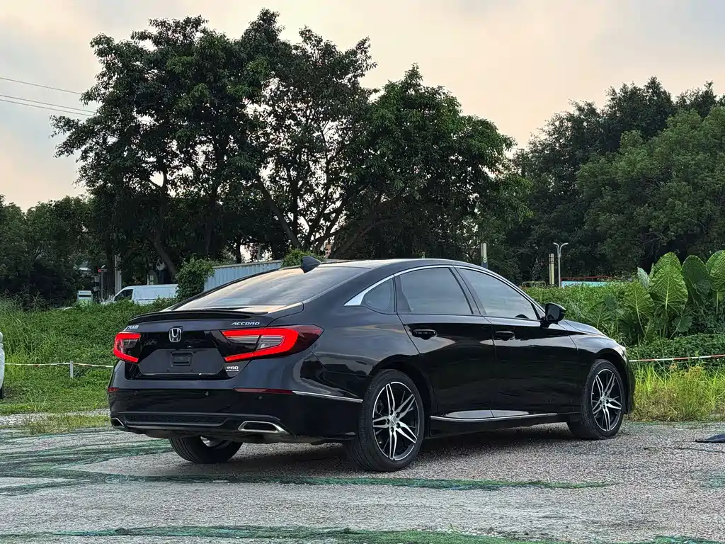 Honda Accord 2022 260TURBO Luxury