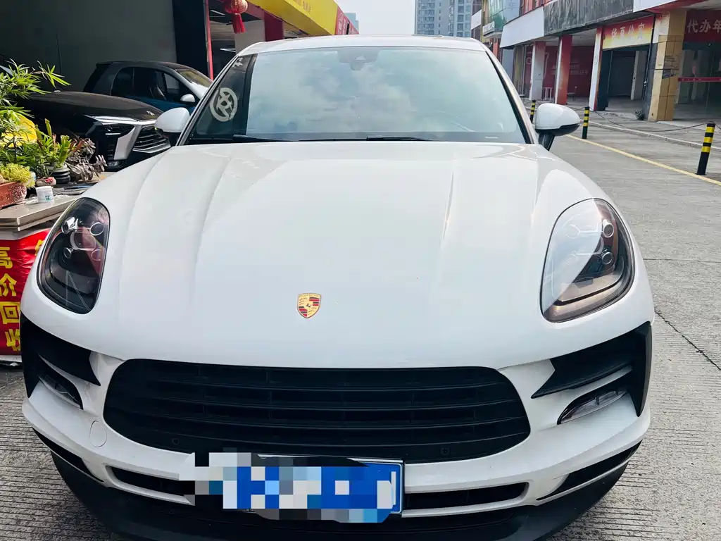 Porsche Macan — миниатюра 2