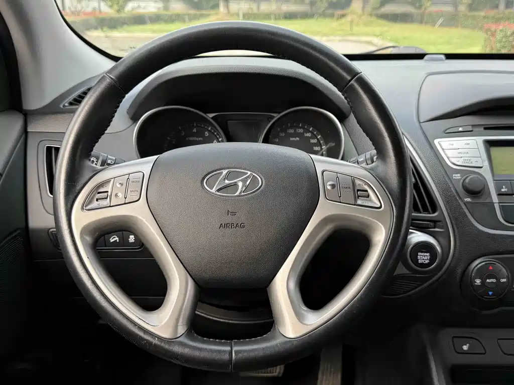 Hyundai ix35 — миниатюра 6