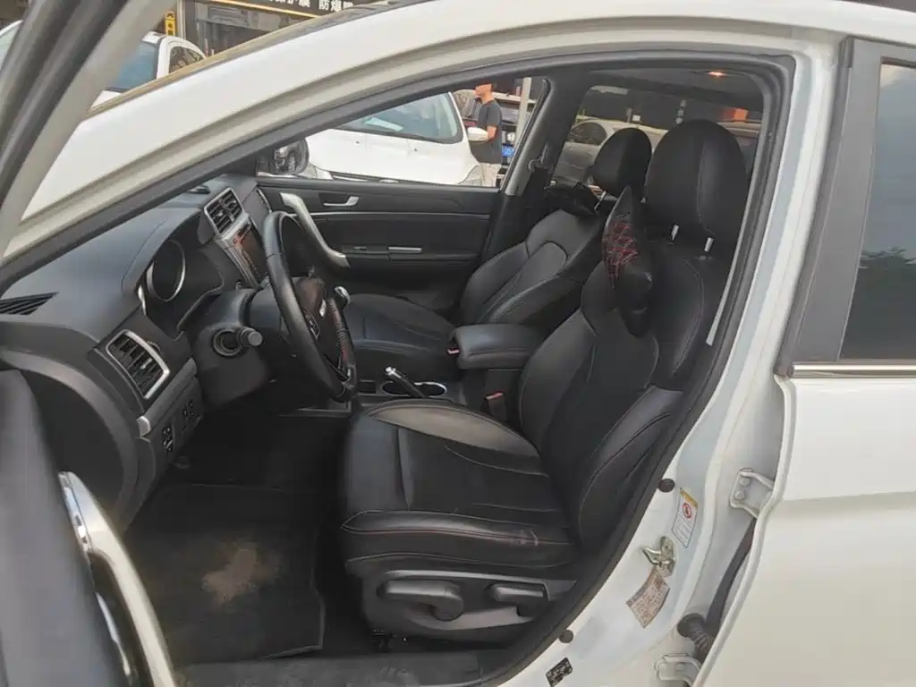 Haval M6 — миниатюра 15