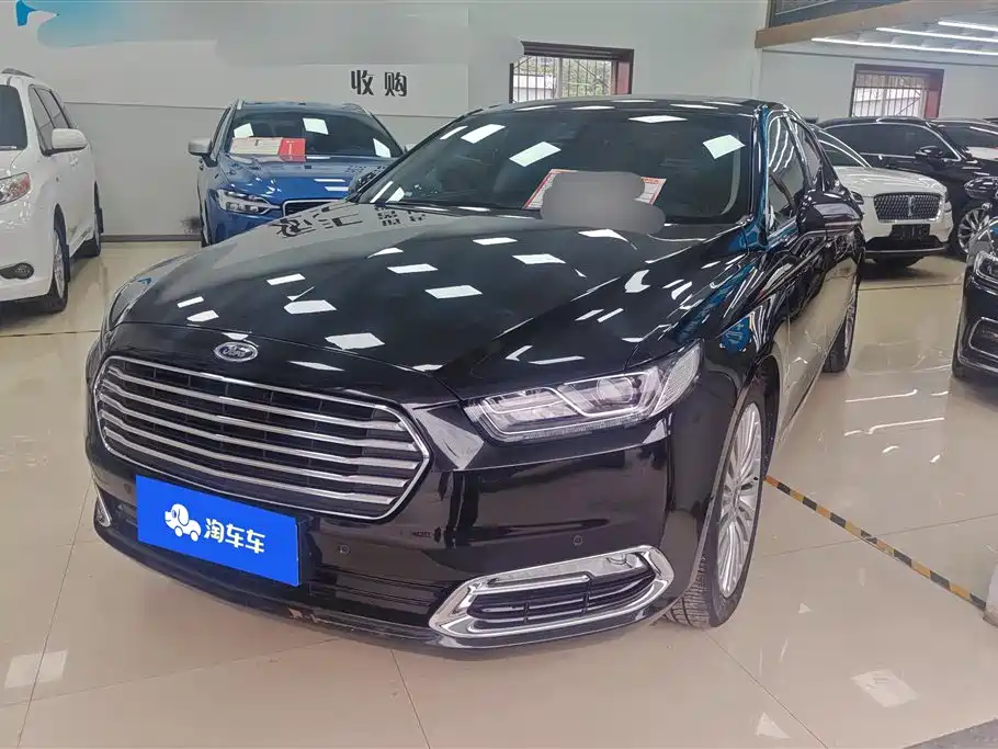 Ford Taurus 2016
