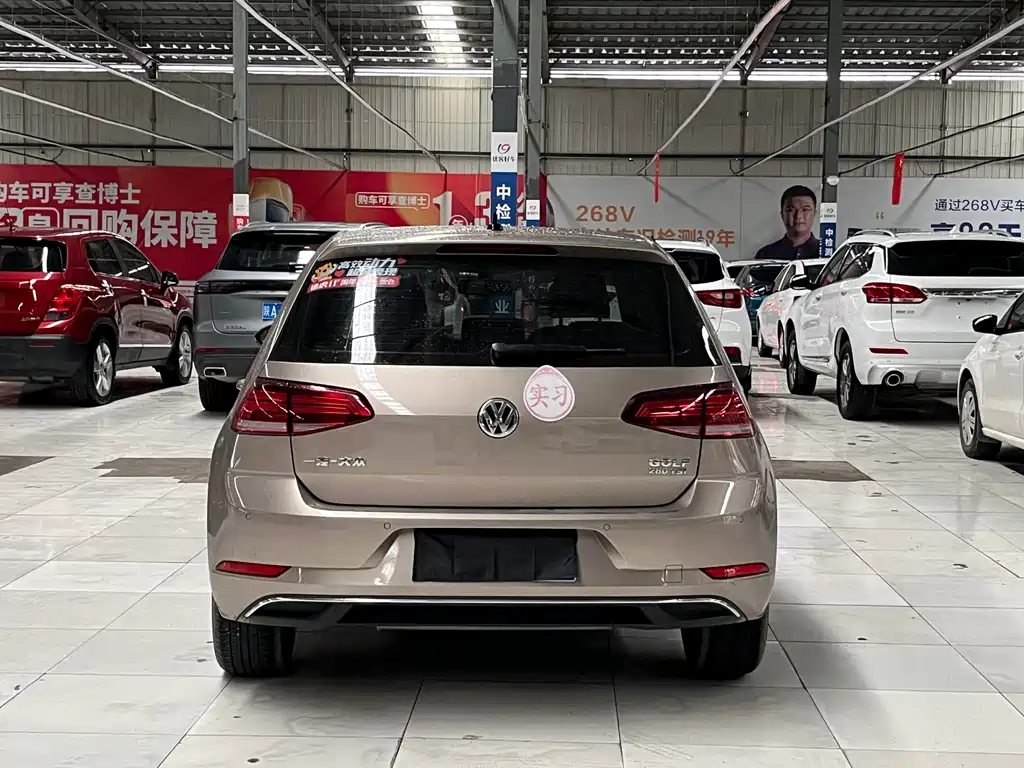 Volkswagen Golf — миниатюра 15