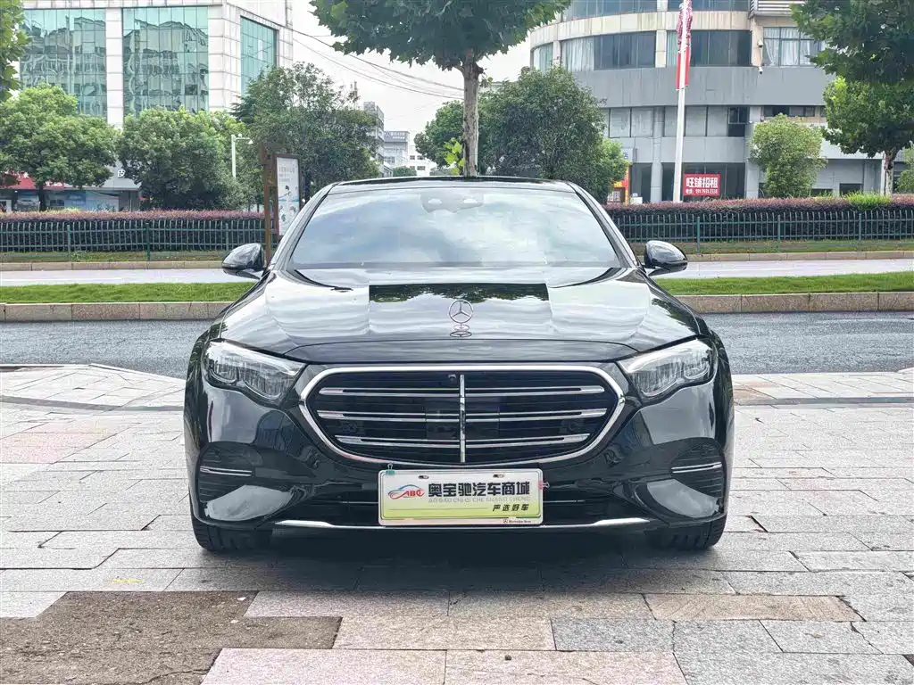 Mercedes-Benz E-Class New Energy — миниатюра 2