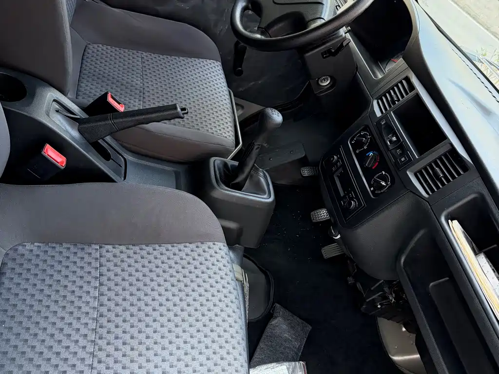 Wuling Zhiguang — миниатюра 6