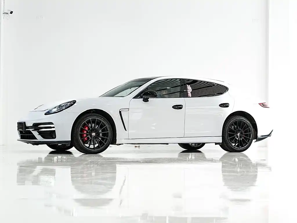Porsche Panamera 2012