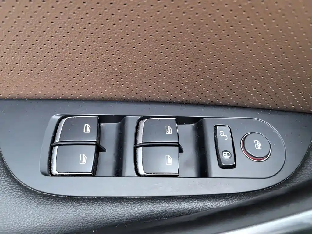 BYD Song — миниатюра 9