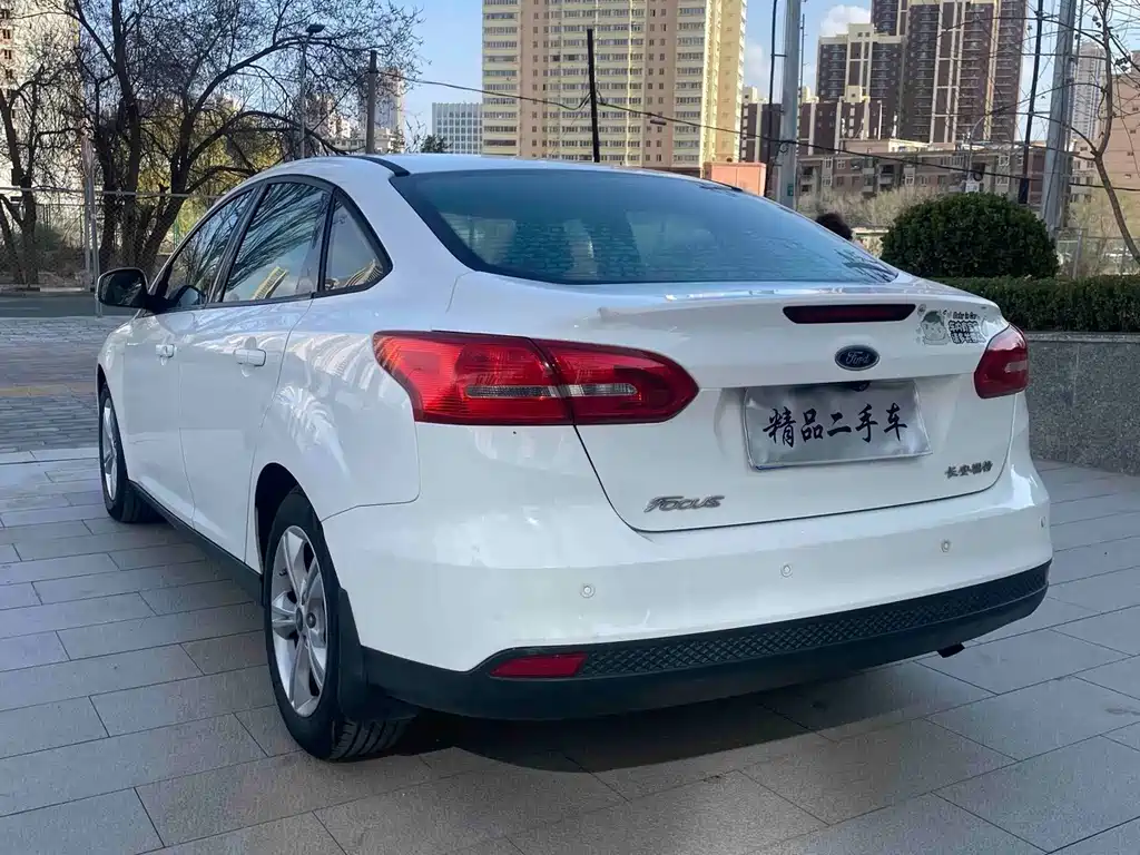 Ford Focus — миниатюра 4