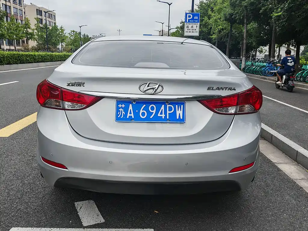Hyundai Elantra Langdong — миниатюра 5
