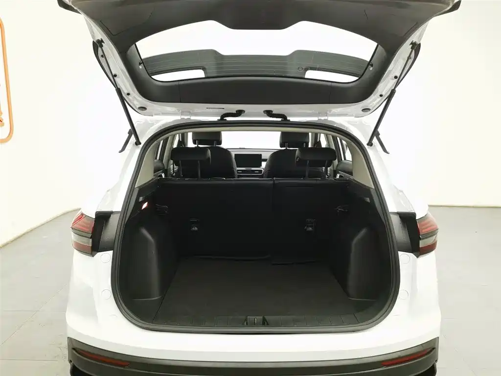 GEELY AUTOMOBILE BINYUE