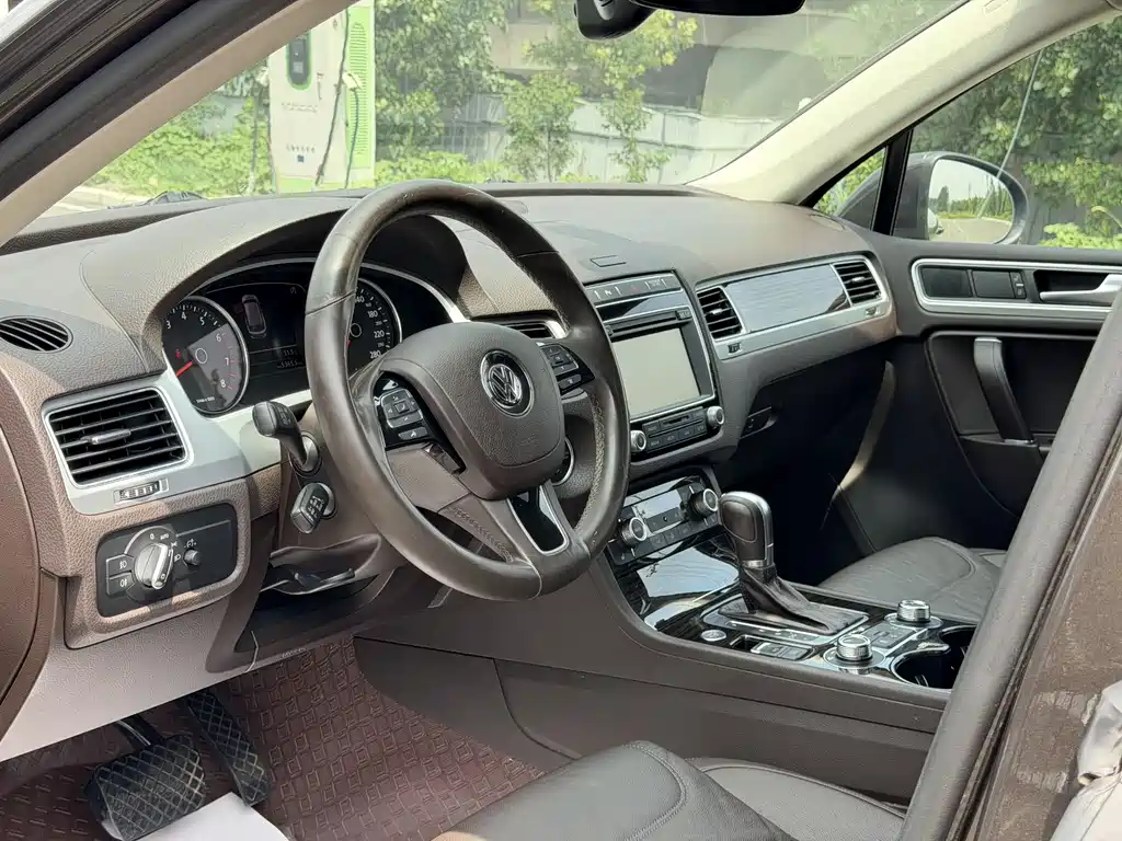 Volkswagen Touareg 2017 3.0TSI