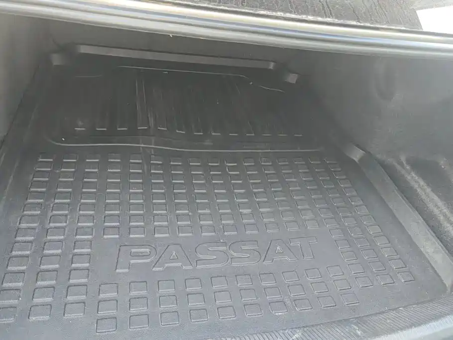 Volkswagen Passat — миниатюра 4