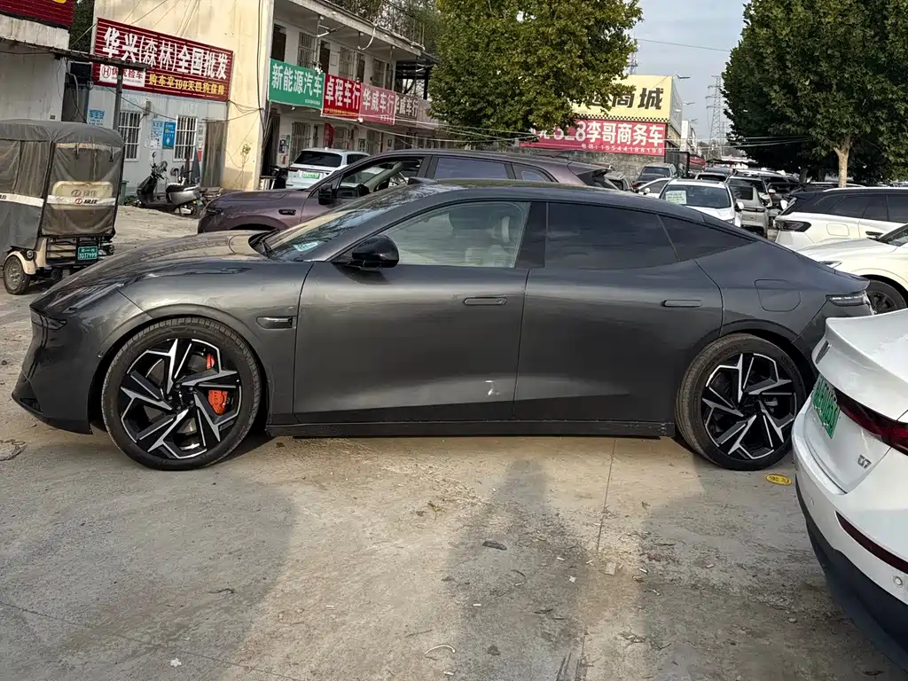 Lynk & Co Z10 — миниатюра 3