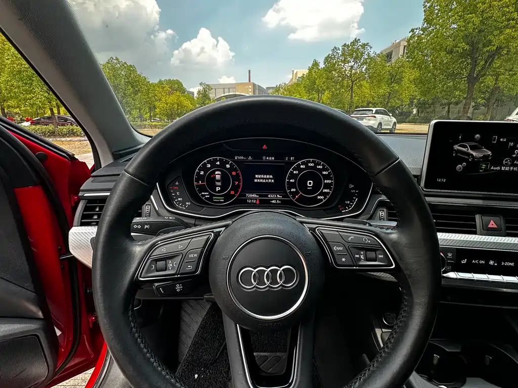 Audi A4L — миниатюра 12
