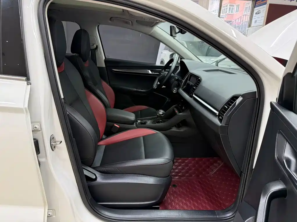 Skoda Karoq TSI280 Luxury Enjoy Edition, фото 17