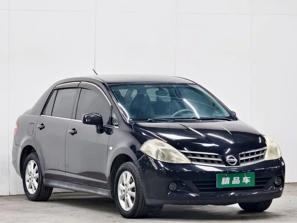 Nissan Tiida 2008 1.6L MT Fashion