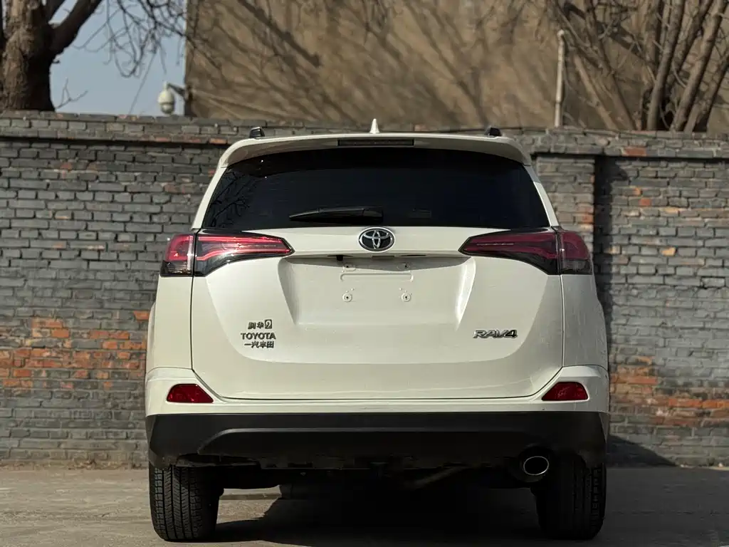 TOYOTA RAV4 RONGFANG