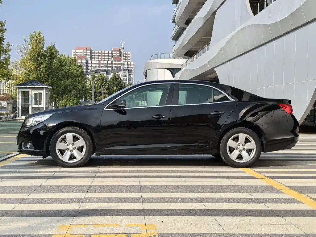 Chevrolet Malibu — миниатюра 7