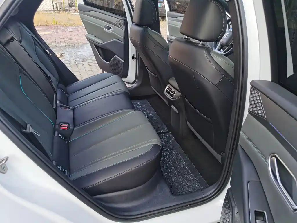 BYD Qin L — миниатюра 12