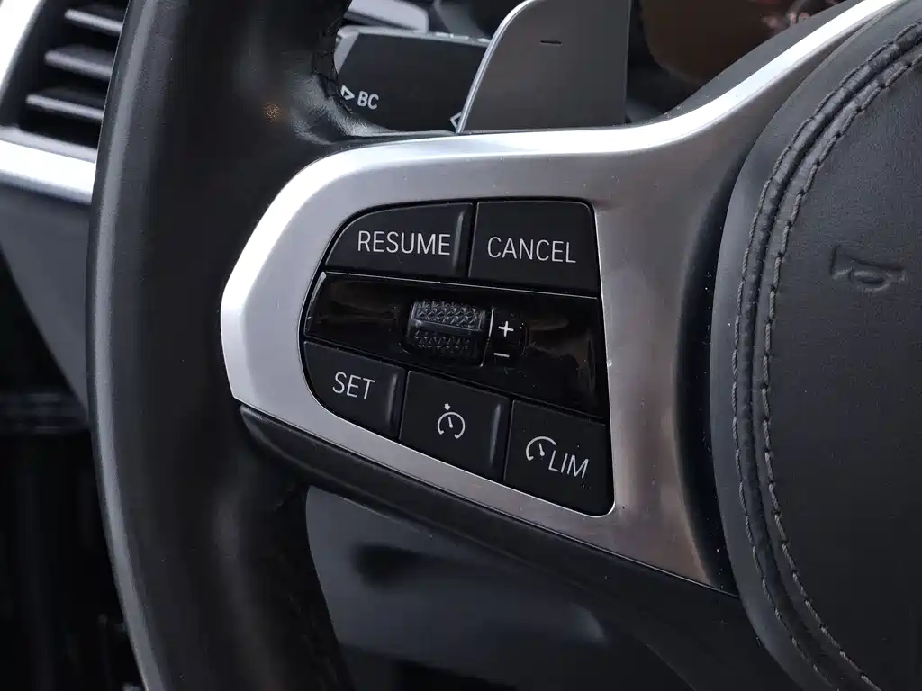 BMW X5 (Import) — миниатюра 13