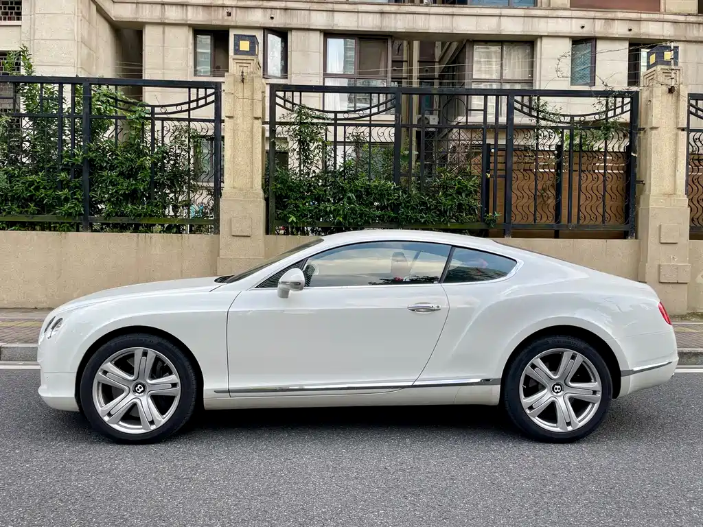 Bentley Continental — миниатюра 4