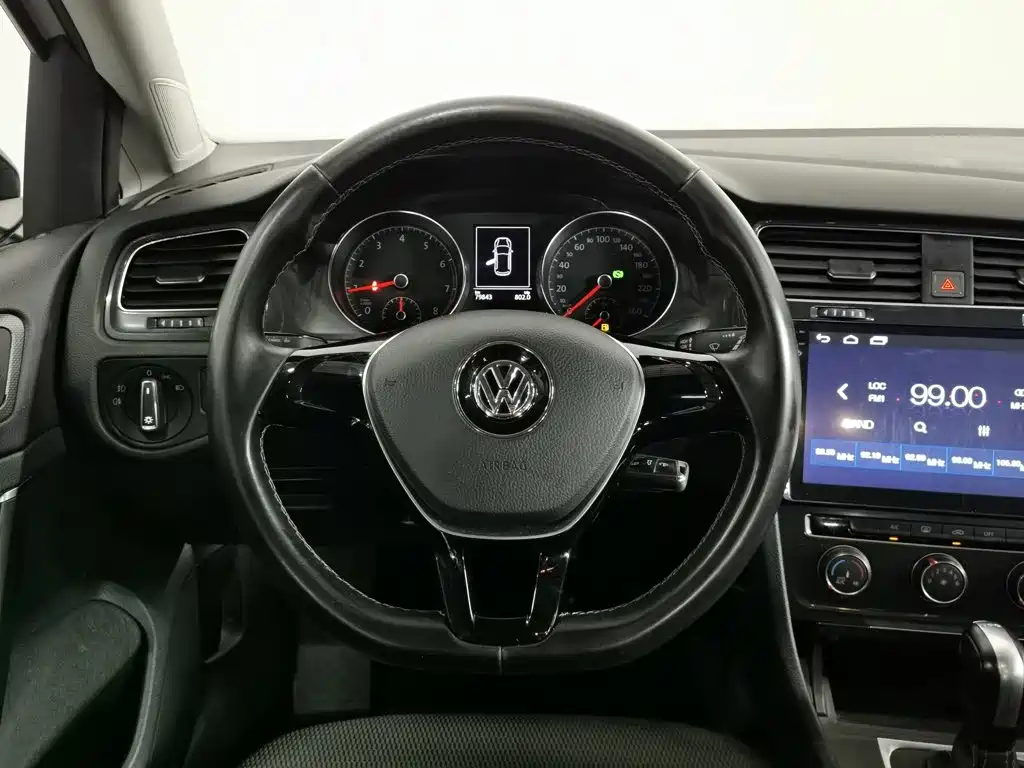 Volkswagen Golf — миниатюра 11