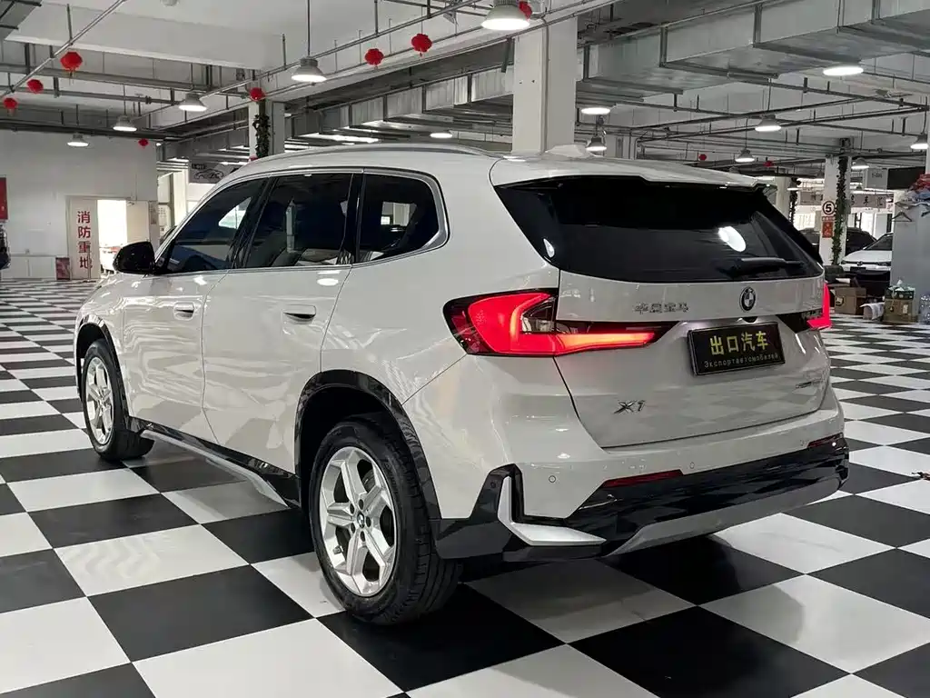 BMW X1 — миниатюра 7