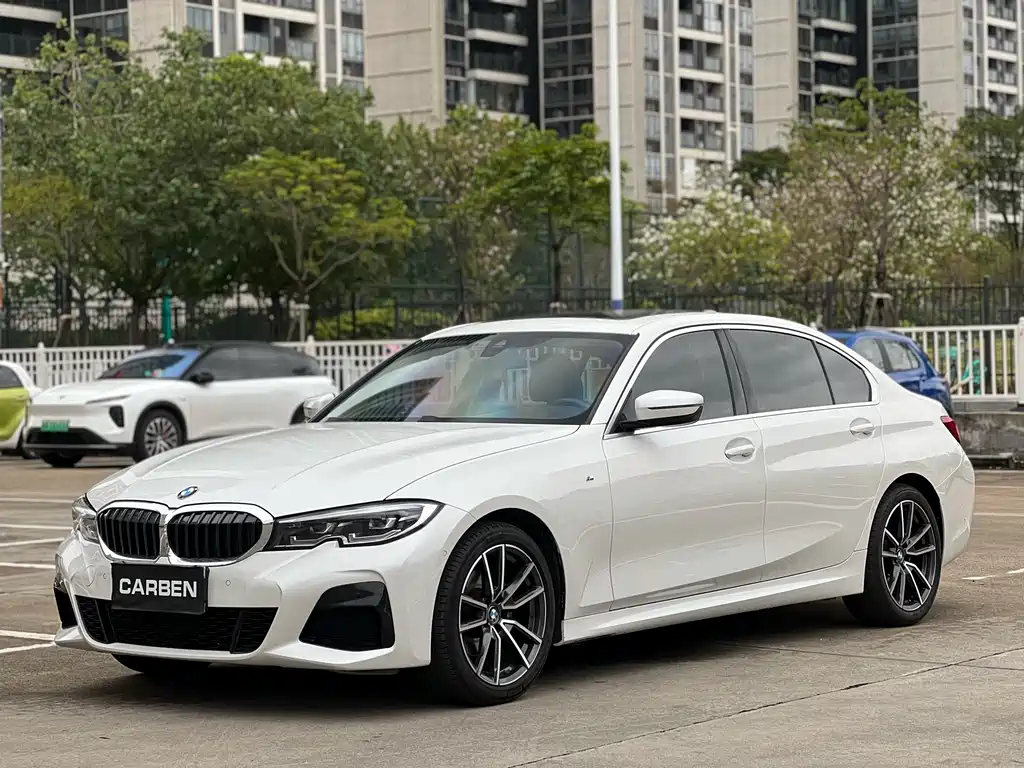 BMW 3 Series 2021