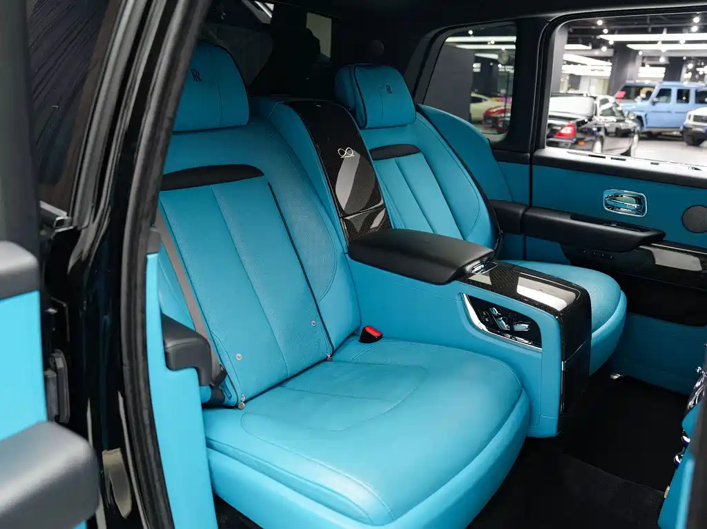 Rolls-Royce Cullinan — миниатюра 28