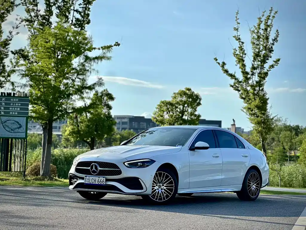 Mercedes-Benz C-Class 2023