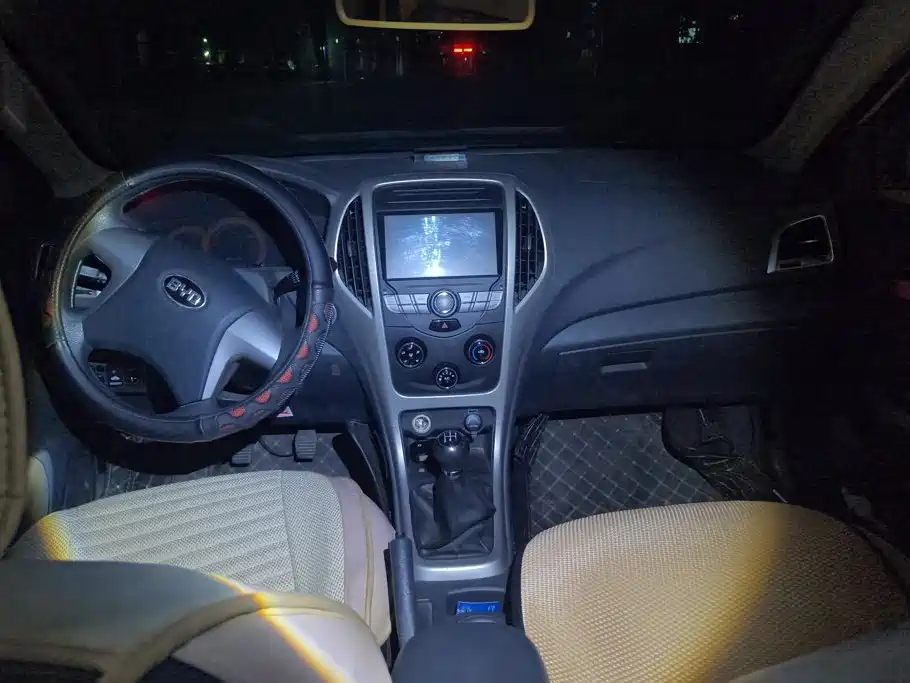 BYD F3 — миниатюра 12