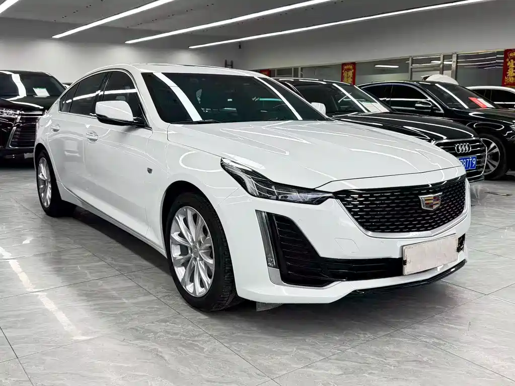 Cadillac CT5 — миниатюра 3