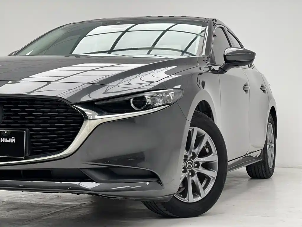 Mazda 3 Axela — миниатюра 10