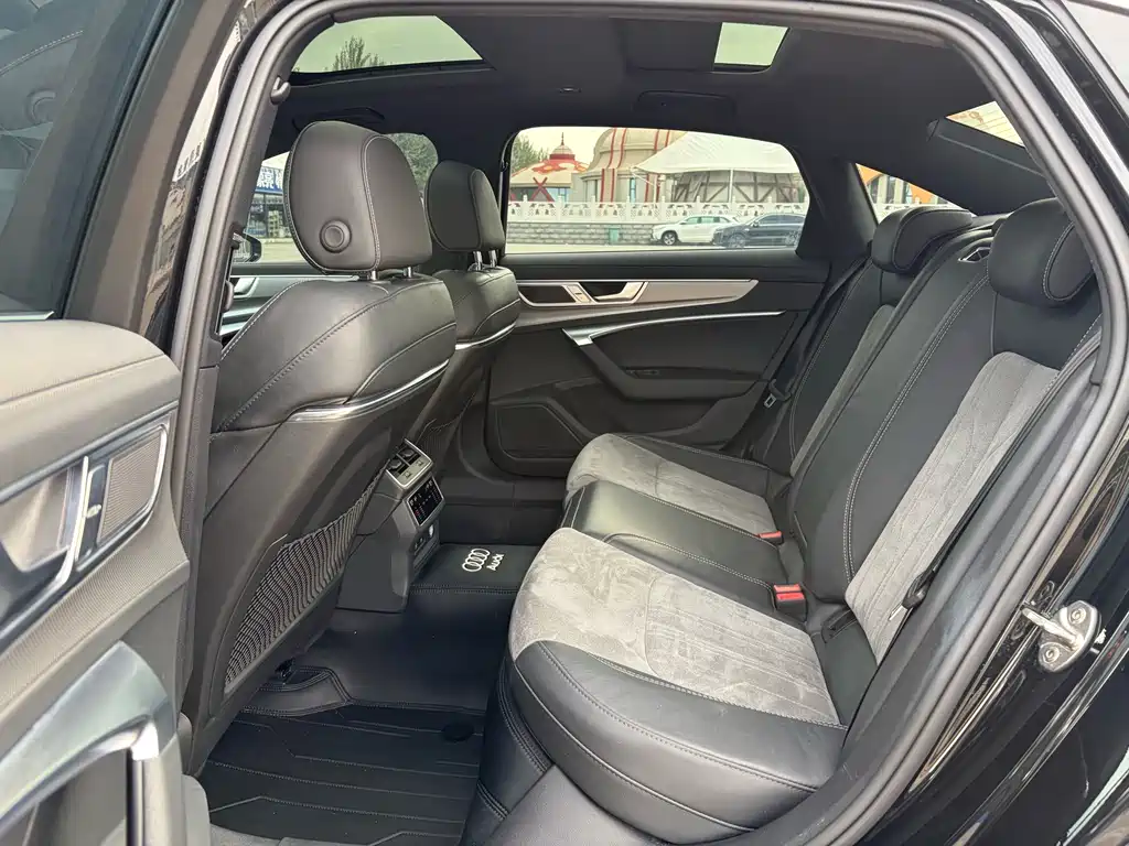 Audi A6L — миниатюра 6
